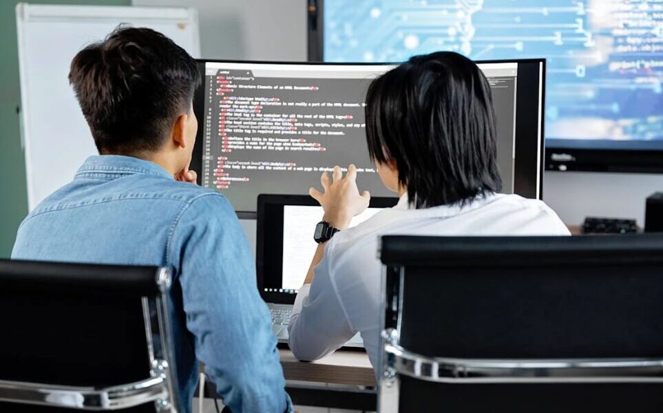 from-problem-to-product:-how-ai-and-web3-are-powering-custom-software-solutions